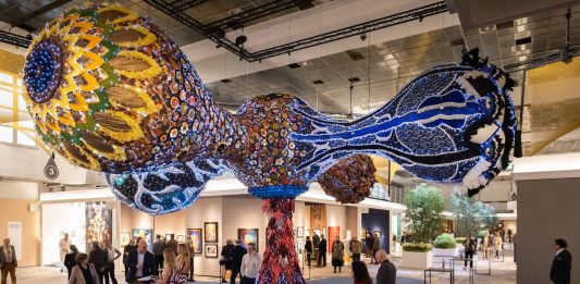 Inizia BRAFA 2025, la wunderkammer dove tutto è in vendita