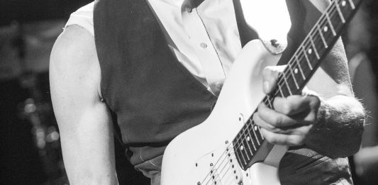 A Londra va all’asta la collezione di chitarre di Jeff Beck