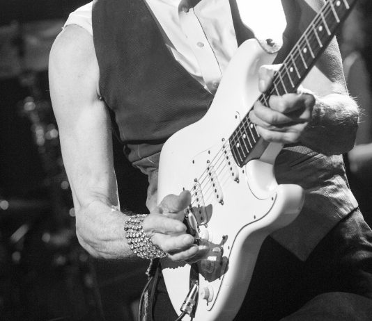 A Londra va all’asta la collezione di chitarre di Jeff Beck
