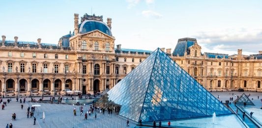 La sfida del Louvre: un miliardo di euro per salvare il tempio dell’arte