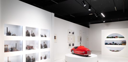 Come mettere in dialogo il mondo dell’automotive con quello dell’arte? La ricetta del MAUTO di Torino