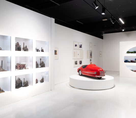 Come mettere in dialogo il mondo dell’automotive con quello dell’arte? La ricetta del MAUTO di Torino