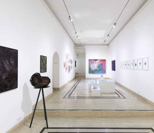 Il viaggio onirico di quattro artiste alla Richard Saltoun Gallery di Roma