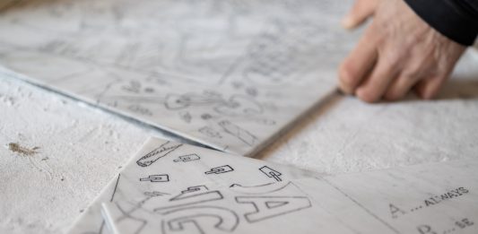 Stefano Serretta incide la memoria di una generazione: la mostra da SpazioC21 Stefano Serretta, FURYO, ph. Lilia Di Bella