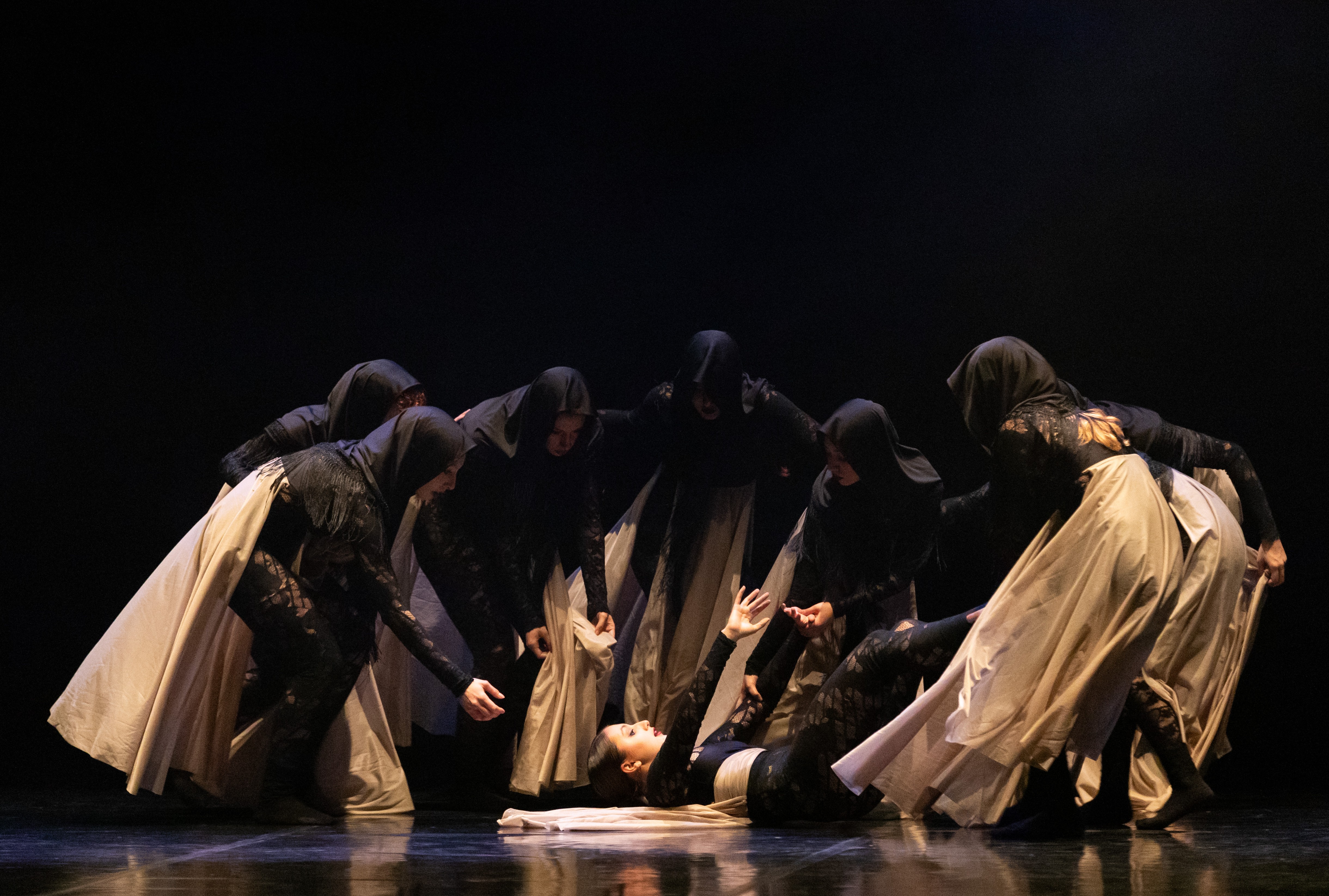 Il rituale delle Tarante, coreografia Nicola Simonetti, ph. Piero Filippazzo