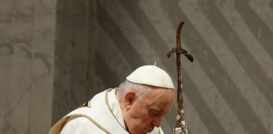 È morto Papa Francesco. Il pontefice vicino all’arte e ai più deboli aveva 88 anni