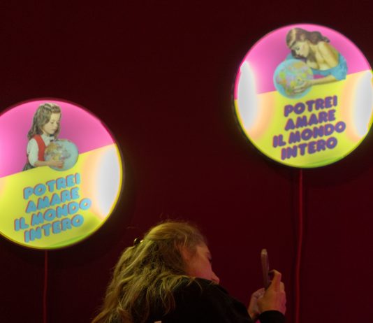 Potrei amare il mondo intero: l’inno all’amore di Sergio Cascavilla da Flashback Habitat