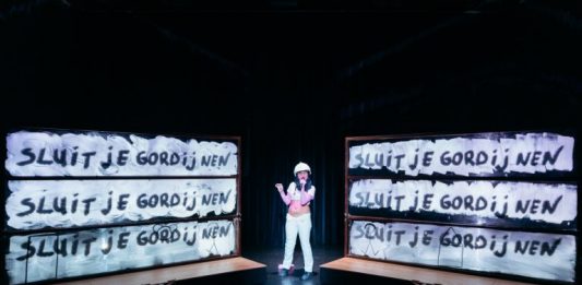 FOG a Milano: tra Iran e Vivaldi, la performance è di scena al Teatro dell’Arte