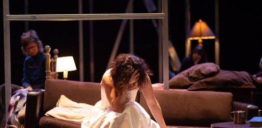 I giorni dell’abbandono: crollo e rinascita di una Medea contemporanea Les jours de mon abandon / I giorni dell’abbandono, ph. Masia Pasquali