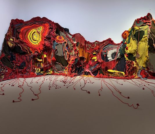 Sharjah Biennale 2025: arte e resistenza nel cuore del Global South Biennale di Sharjah 2025