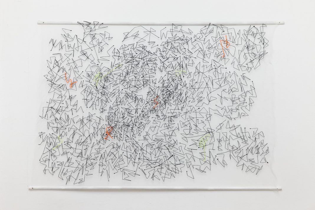 Angelica-Loffreda_-Rivelazioni_-2024_-velo-e-filo-di-cotone_-130X90-cm