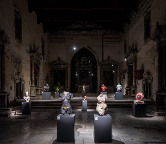 Filippo Tincolini. A Pietrasanta il tema delle relazioni umane in un mondo sempre più interconnesso