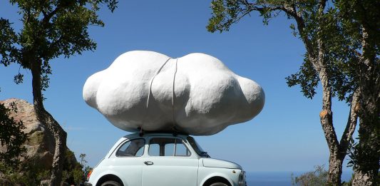 Trasportare nuvole e arcobaleni: l’artista visionario Gabriele Picco torna a Firenze Gabriele Picco