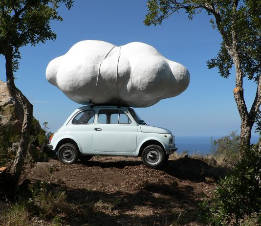 Trasportare nuvole e arcobaleni: l’artista visionario Gabriele Picco torna a Firenze Gabriele Picco