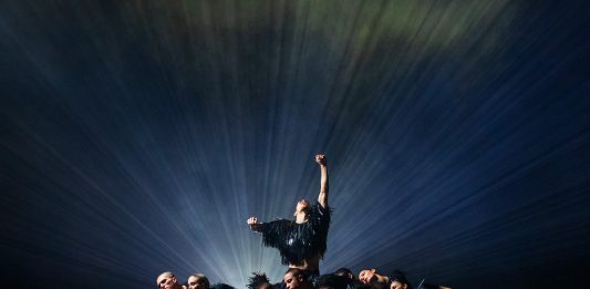 Pite, Preljocaj, Tortelli: trittico della coreografia contemporanea per Aterballetto