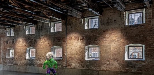 AMA Venezia: Laurent Asscher porta la sua collezione nella Serenissima