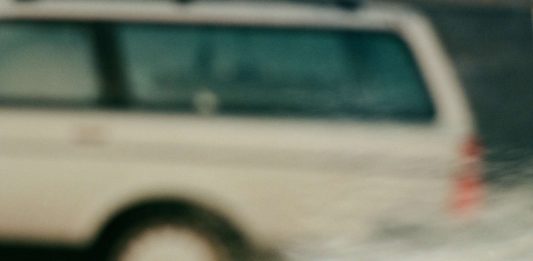 Ramak Fazel “All the Feels, within an Evolving Landscape” Installazione ambientale pubblica e mostra nel cuore di Portanuova, in occasione di Milano Art Week e Milano Design Week