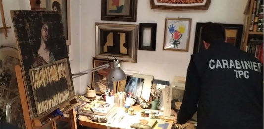 Falsificazioni, ritrovamenti e restituzioni: gli ultimi casi tra Roma e New York