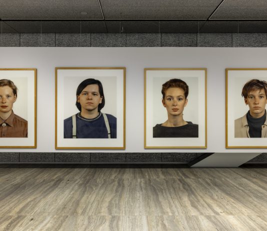 Di cosa tratta la fotografia tipologica? In Fondazione Prada una grande mostra per riscoprirla