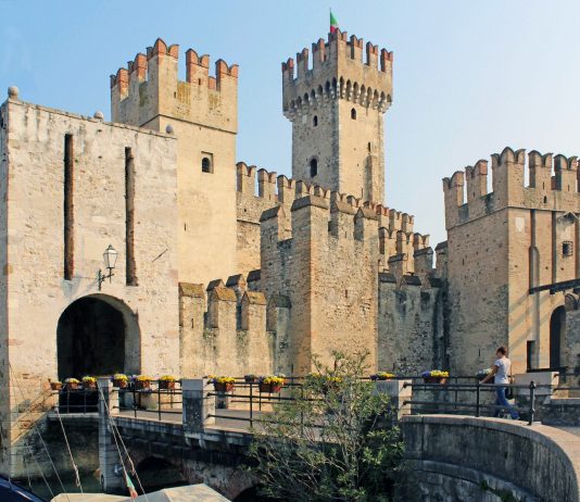 Itinerari di primavera: cinque castelli da visitare al Nord Italia Cinque castelli al Nord Italia