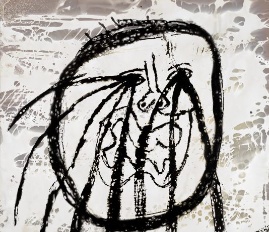 Roberto Alfano sperimenta con luce e alchimia: la mostra a Reggio Emilia