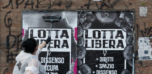 LOTTA LIBERA: un’azione di arte pubblica a Bologna contro il Ddl Sicurezza Azione arte pubblica a Bologna