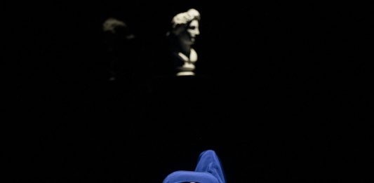 Nell’abisso del non detto: la Fedra psicanalitica di Federico Tiezzi