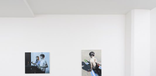 Anatomia di una relazione: una mostra a due voci alla galleria MONTI8 di Roma Owen Rival e Aidan Barker-Hill, Compatibility, veduta della mostra, Galleria MONTI8, Roma, 2025