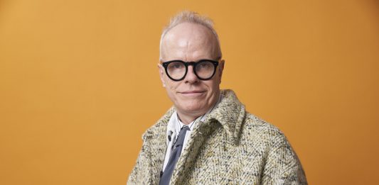 Biennale d’Architettura 2025: la giuria sarà presieduta da Hans Ulrich Obrist
