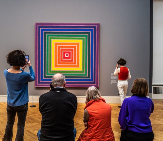 Cosmo Kandinsky, tutta l’astrazione geometrica in mostra a Berlino Cosmo Kandinsky. L'astrazione geometrica nel XX secolo, veduta della mostra, Museum Barberini, Berlino, 2025, ph. Francesca Magnani