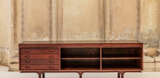 A Milano, un dialogo poetico tra l’arte di Umberto Mastroianni e il design di Gianfranco Frattini