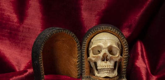 Finarte, all’asta oggetti unici dalla collezione di Stefano Gabbana finarte stefano gabbana