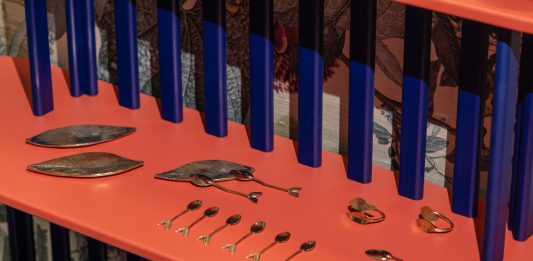 Quando il design indipendente incontra il saper fare: la mostra da Vito Nesta a Milano Magnificat. Alchimie e devozione nel nuovo design, veduta della mostra, Spazio Vito Nesta, Milano, 2025