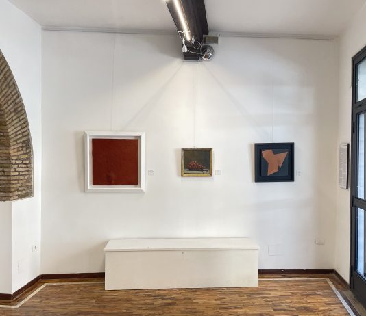 Maestri dell’Accademia in mostra alla Galleria Lombardi Project di Roma Maestri d’arte. Pittura in Accademia, veduta della mostra, Galleria Lombardi Project, Roma, 2025