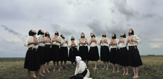 Balkan Erotic Epic, la performance monumentale di Marina Abramovic