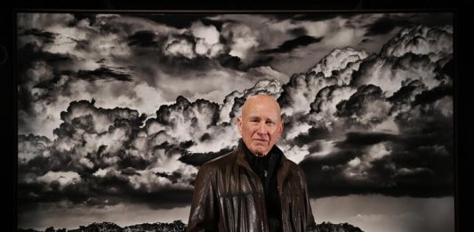 Addio a Sebastiao Salgado: morto il fotografo documentarista dallo sguardo umanista