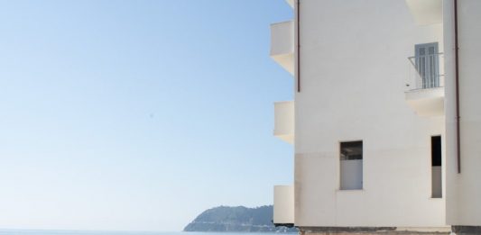 Come vivevamo la vacanza: nasce un nuovo festival di arte e architettura tra Liguria e Costa Azzurra