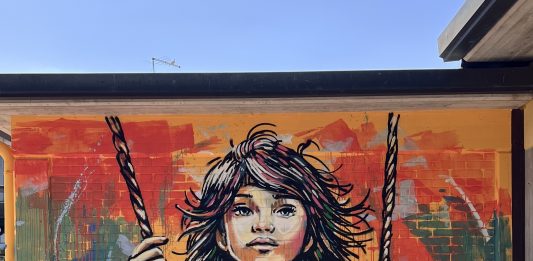 The Wallà 2025: Alice Pasquini apre il festival di Street Art nel trevigiano