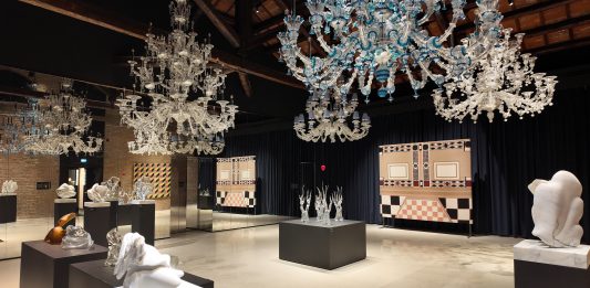 Barovier&Toso apre al contemporaneo: due artiste rileggono il vetro di Murano Barovier&Toso arte
