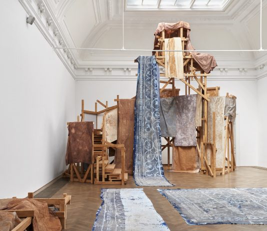 Chi può attraversare i confini? Dala Nasser smaschera il paradosso museale