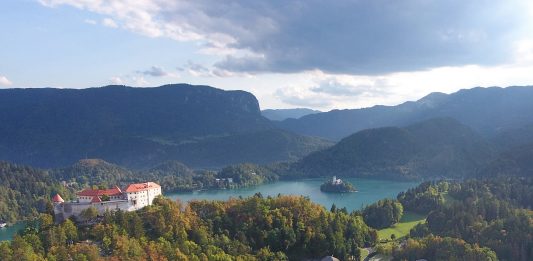 In Slovenia apre il Muzej Lah, un nuovo museo privato dedicato all’arte contemporanea muzej lah bled slovenia