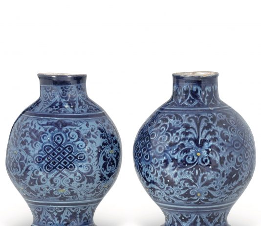 Cambi mette all’asta maioliche e porcellane rare