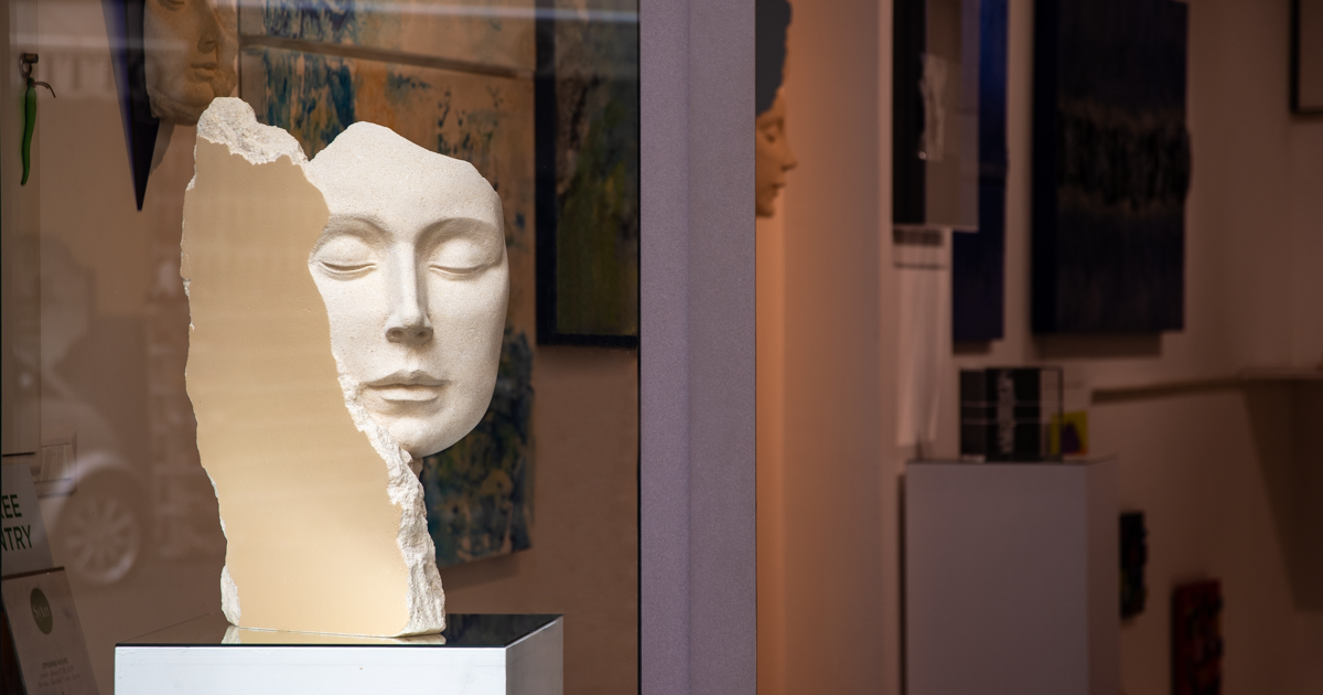 Time Spent Loving, veduta della mostra, SyArt Gallery, Sorrento, 2025