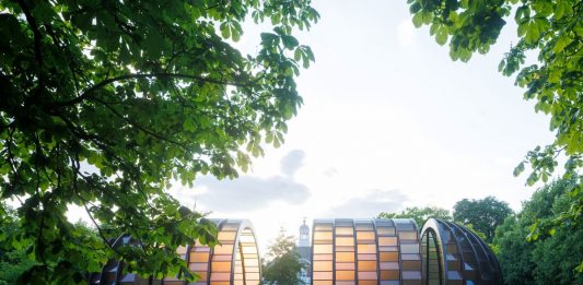 Londra, il nuovo Serpentine Pavilion di Marina Tabassum invita alla condivisione