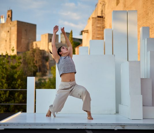 Le microdanze di Aterballetto abitano gli spazi di una storica fortezza spagnola