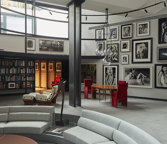 Un nuovo spazio promosso da DUAL Italia, interamente dedicato al collezionismo e al mercato dell’arte. La casa-museo di Ettore Molinario e Rossella Colombari, a Milano