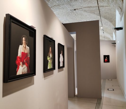 Dal verso alla fotografia, Donatella Donatelli traduce in immagine Dante e Leopardi