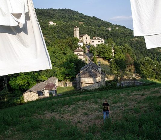 Trasparenze Festival 2025, il teatro che abita l’Appennino modenese
