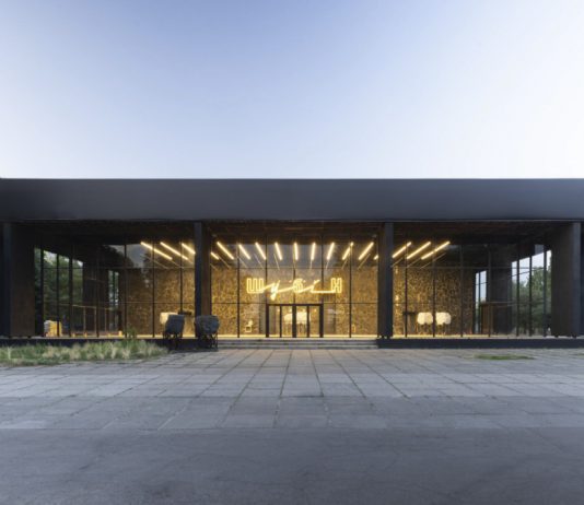 Pavilion 13: a Kiev, un ex padiglione sovietico diventa spazio d’arte contemporanea