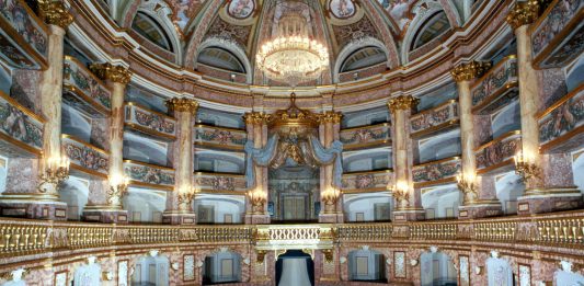 Il concerto di Valery Gergiev alla Reggia di Caserta è stato annullato